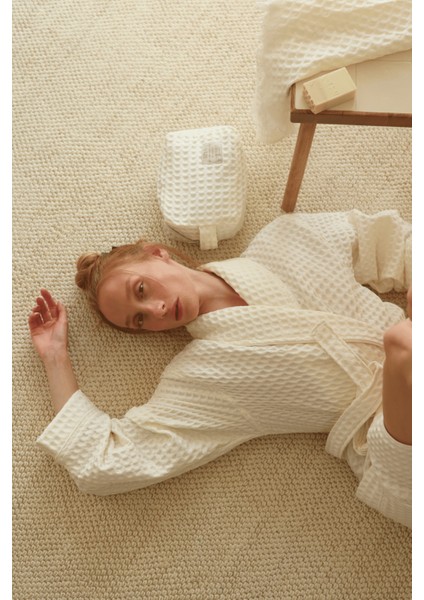 Aura Waffle Kadın Bornoz