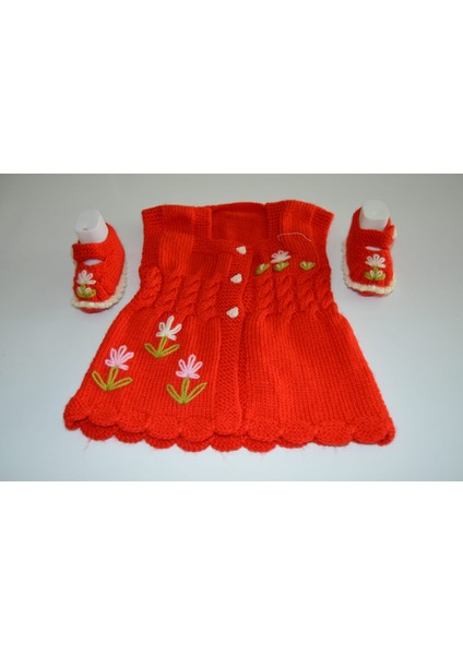 Bebek Yelek ve Patik Takımı – Kırmızı Çiçekli Desen 🌼 fiyatları