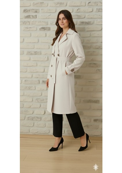 Bondit Kumaş Kuşaklı Düğmeli Cepli Kadın Trençkot