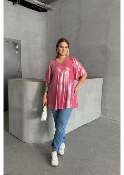 Büyük Beden V Yaka Kısa Kollu Parlak Görünümlü Bluz 303380