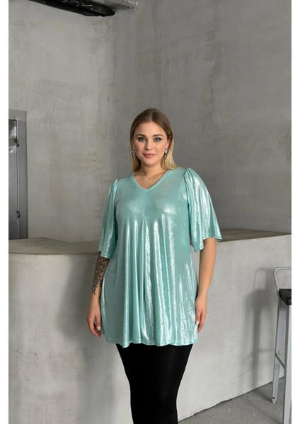 Büyük Beden V Yaka Kısa Kollu Parlak Görünümlü Bluz 303379 indirimleri