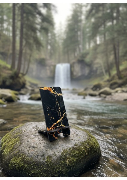 Pleksi Telefon Standı ve Telefon Tutucu Premium Siyah Gold Mermer Epoksi Baskı Tasarım