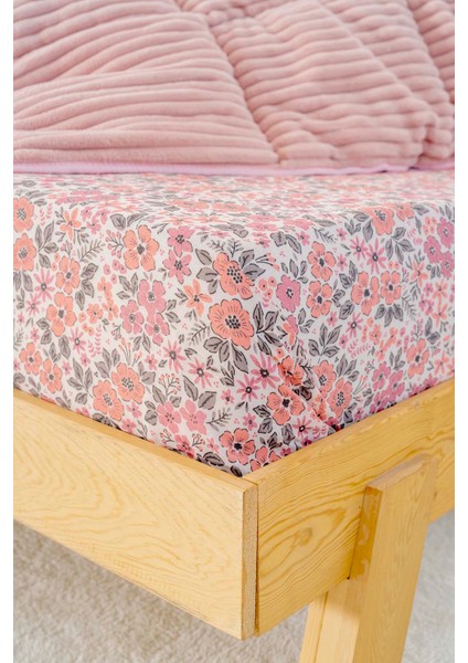 Pembe Bahar Çift Kişilik Tresa Uyku & Çeyiz Seti