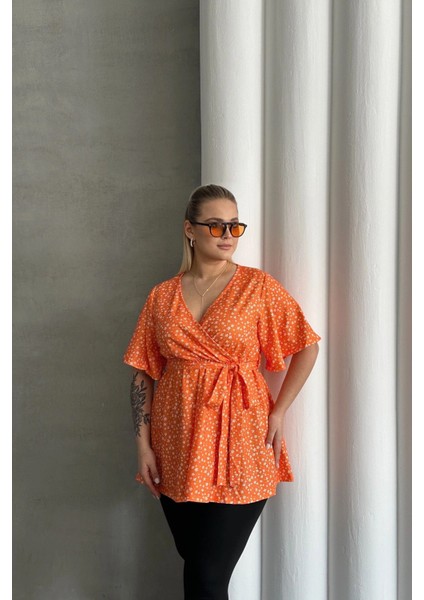 Büyük Beden Kısa Kollu V Yaka Önü Bağlama Detaylı Bluz 97-40 fırsatları
