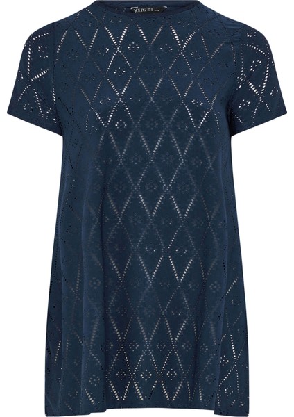 Büyük Beden V Yaka Kısa Kollu Dantel Detaylı Astarsız Bluz 303263