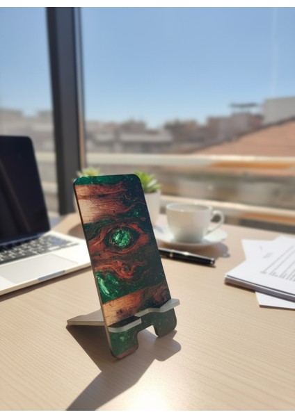 Pleksi Telefon Standı ve Telefon Tutucu Premium Yeşil Kütük Epoksi Baskı Tasarım