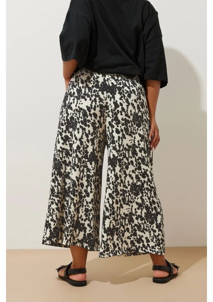 Büyük Beden Beli Lastikli Cepli Desenli Kapri Pantolon 145278