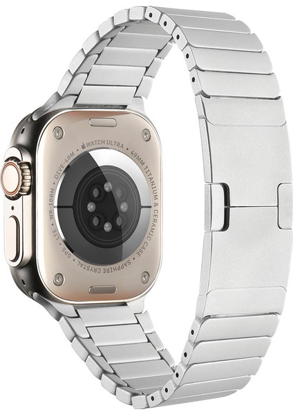 Apple Watch Se 2 (44MM) Uyumlu Parçalı Çizgi Tasarımlı Metal Kordon-35 Gümüş fiyatları
