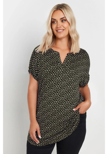Büyük Beden V Yaka Kısa Kollu Desenli Bluz 303529