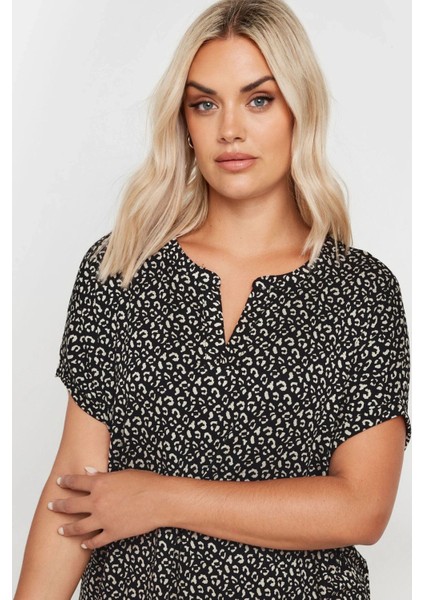 Büyük Beden V Yaka Kısa Kollu Desenli Bluz 303529 fırsatları