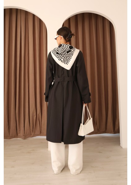 Kadın Siyah Fular Detaylı Kuşaklı Uzun Trençkot fırsatları