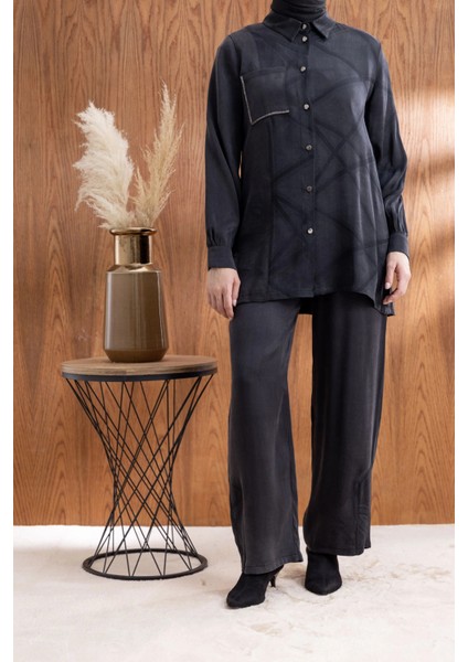 Cebi Taş Detaylı Önü Düğmeli Pantolonlu Takım - Siyah