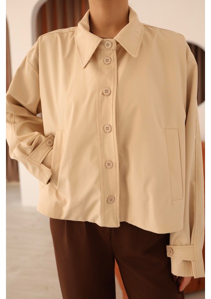 Kadın Taş Kısa Oversize Trençkot indirimleri