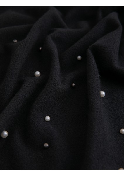 Inci Boncuk Detaylı Püsküllü Uzun Atkı modelleri