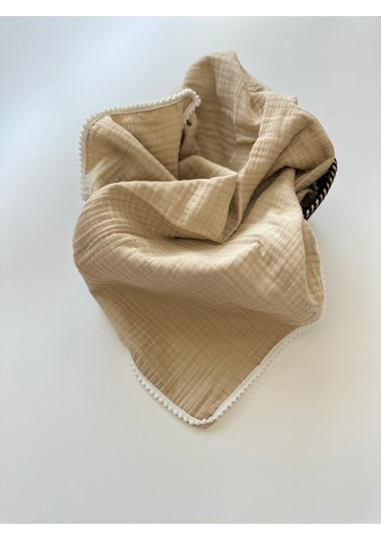 Ponpon Kenarlı Bej Müslin Battaniye