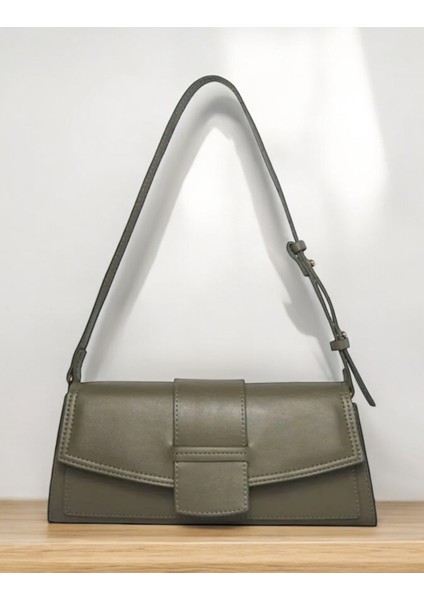 Şık Tasarımlı Klasik Stil Baget Çapraz Çanta