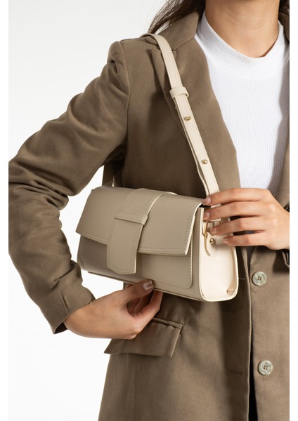 Şık Tasarımlı Klasik Stil Baget Çapraz Çanta fiyatları