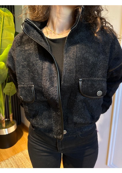 Angora Şeritli Dik Yakalı Ceket Siyah modelleri