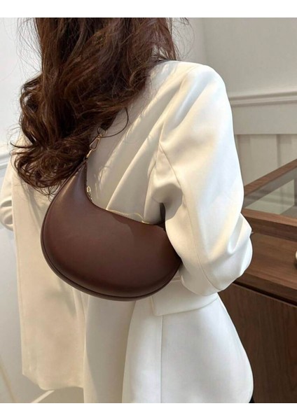 Ay Dizaynlı Günlük Şık Tasarımlı Kadın Koltuk Altı Baget Çanta fiyatları