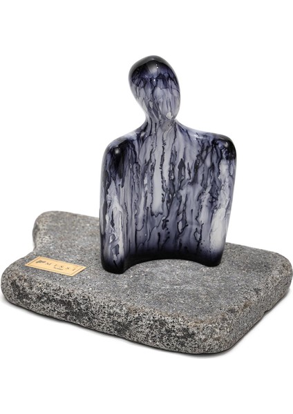 Arun Heykel-Karanlıkta Akış (19 Cm)