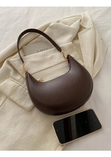 Ay Dizaynlı Günlük Şık Tasarımlı Kadın Koltuk Altı Baget Çanta