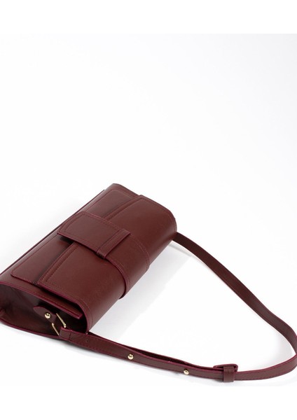 Şık Tasarımlı Klasik Stil Baget Çapraz Çanta