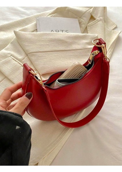 Ay Dizaynlı Günlük Şık Tasarımlı Kadın Koltuk Altı Baget Çanta