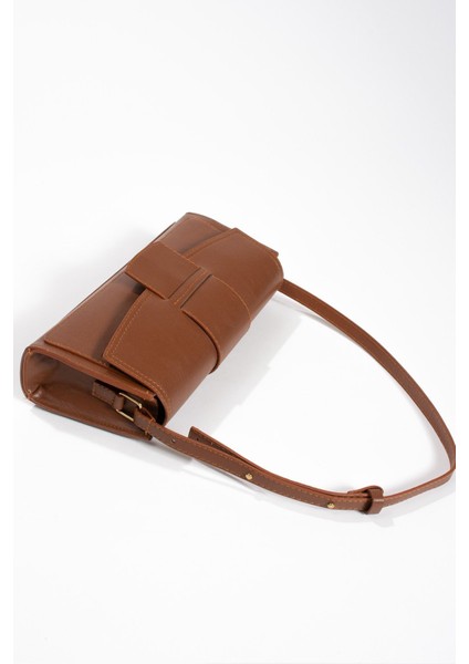 Şık Tasarımlı Klasik Stil Baget Çapraz Çanta