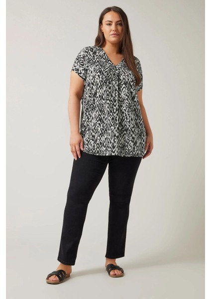 Büyük Beden V Yaka Kısa Kollu Önü Pileli Bluz 615583 fiyatları