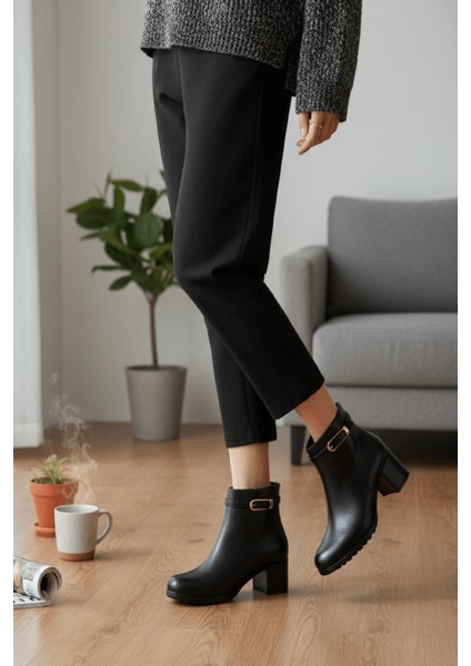 Rober Siyah Tokalı Deri ( 5 cm Topuklu ) Günlük Kullanım Kadın Botu fiyatları