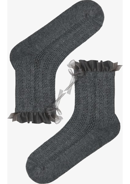 Pamuklu Bilek Kısmı Kurdele Detaylı ve Tül Fırfırlı Soket Çorap