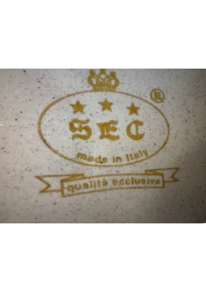 Italyan Sec Noel Temalı Kapaklı Porselen Kase 17 cm Çapında 14 cm Boyunda