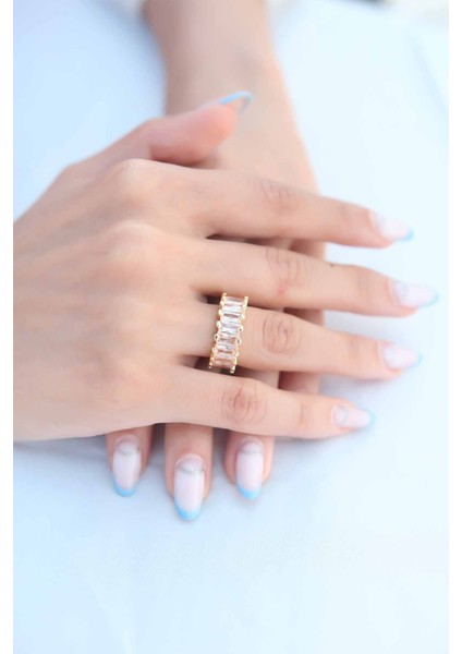 Zirkon Taşlı Baget Gold Renk Kadın Yüzük - Lisinya