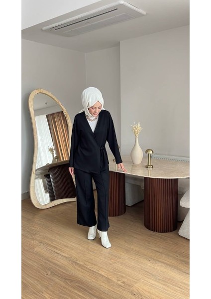 Kadın Yandan Düğmeli Kimonolu Takım- Siyah fırsatları