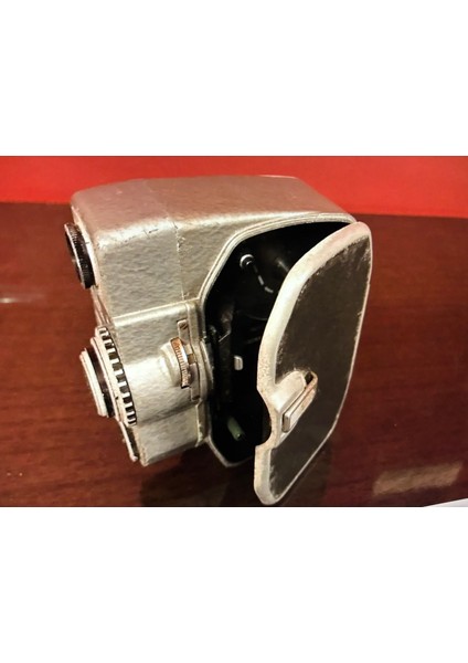 Antika Bauer 88G Camera- Deri Kutusunda