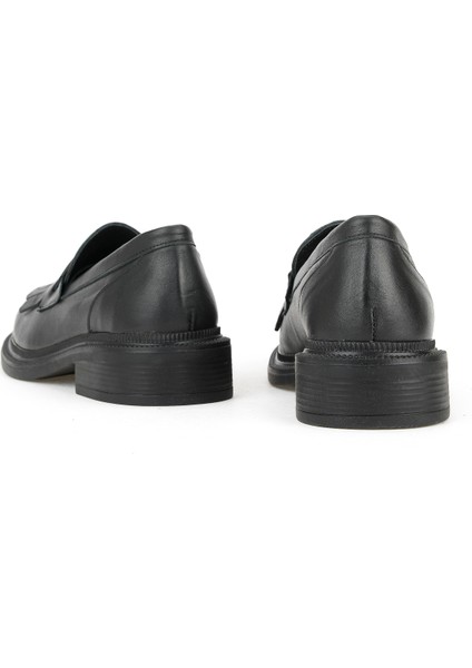 , Kadın Hakiki Deri Ayakkabı 153111Z22402 Siyah