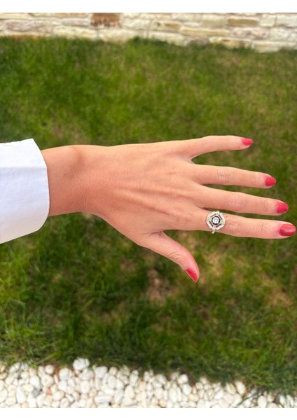 Altıgen Siyah Mineli Zirkon Taşlı Tasarım Ayarlanabilir Gold Yüzük