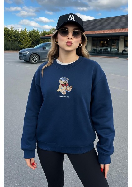 Oversize Bisiklet Yaka Nakışlı Sweatshirt Lacivert