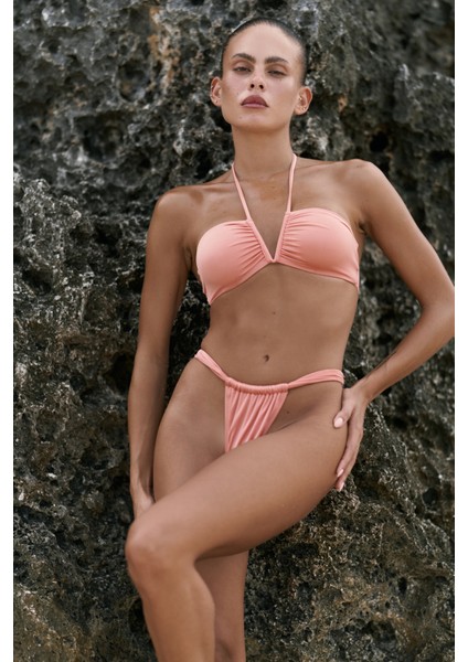 Bunga Bağlamalı Büzgü Detay Somon Bikini Üstü indirimleri