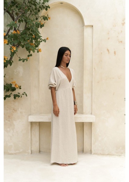 Habire Sırt Dekolteli Bej Elbise modelleri