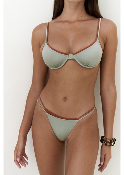 Dharma Renk Bloklu Yeşil Bikini Üstü fırsatları