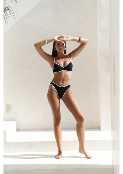 Laili Kontrast Şerit Detaylı Siyah Bikini Altı fiyatları