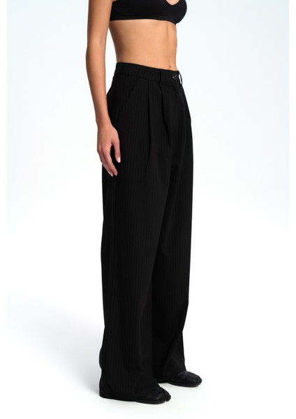 Bianda Çizgili Siyah Pantolon fırsatları