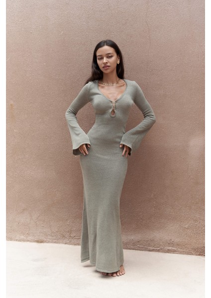 Ortensia Metal Detay Haki Uzun Triko Elbise fiyatları