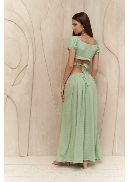 Indriya Yeşil Crop Etek Takım modelleri