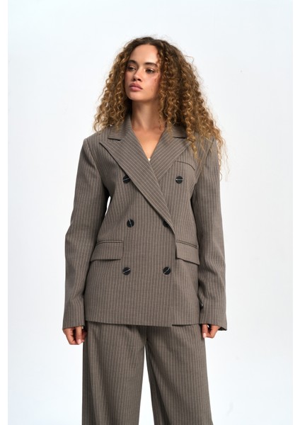 Bianda Çizgili Füme Blazer modelleri