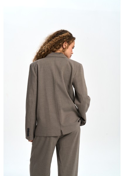 Bianda Çizgili Füme Blazer indirimleri