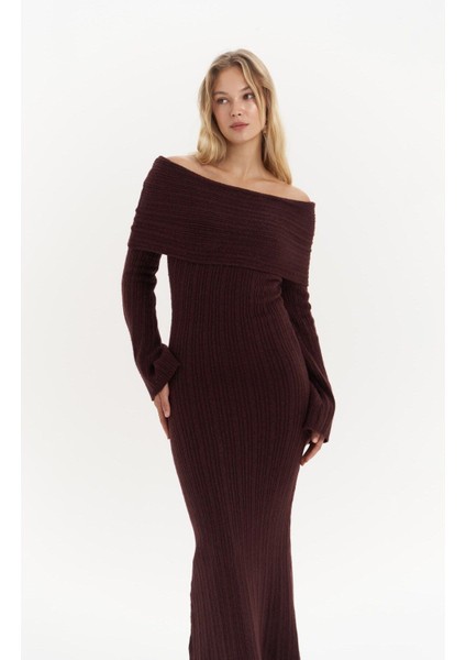 Valencia Carmen Yaka Bordo Uzun Triko Elbise
