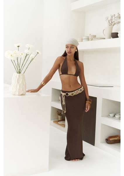 Pangestu Üçgen Kahve Crop Etek Triko Takım