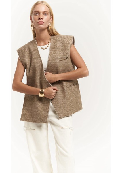 Faven Bej Yan Yırtmaç Detay Yelek
